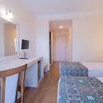 Sun Hill 4* Side