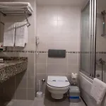 Sun Hill 4* Side